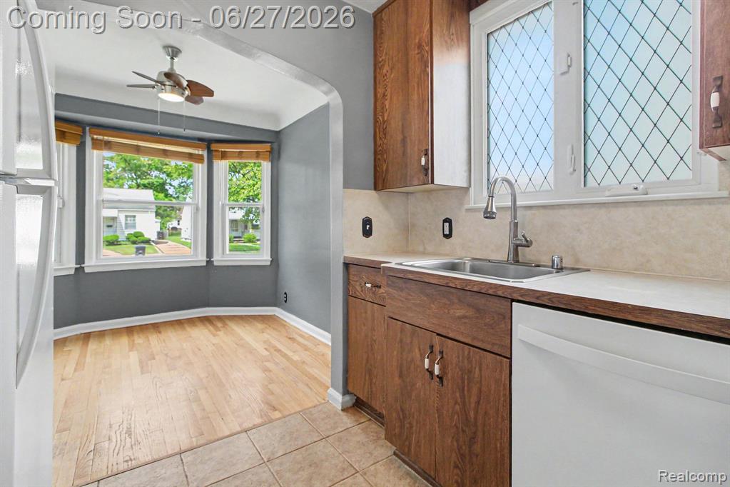 7785 Huron Street, Taylor, MI 48180 — Photo 9