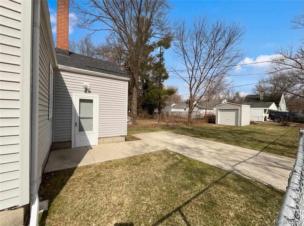 15802 Woodworth, Redford, MI 48239 — Photo 15