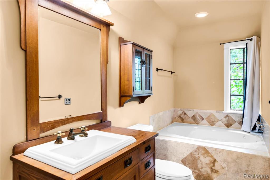 455 Linden Road, Birmingham, MI 48009 — Photo 49