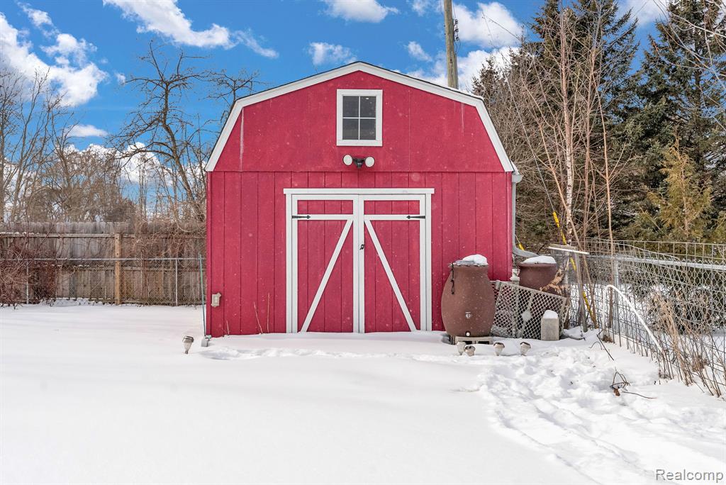 6800 Peck Road, Lexington, MI 48450 — Photo 67
