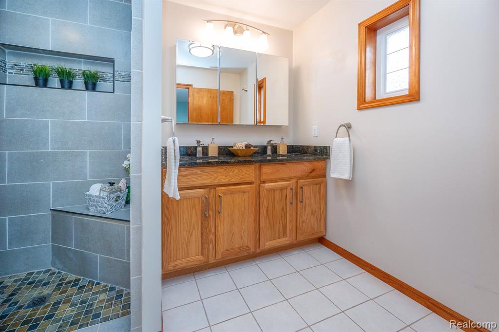 2540 SOUTHLAWN Street, Ypsilanti, MI 48197 — Photo 60
