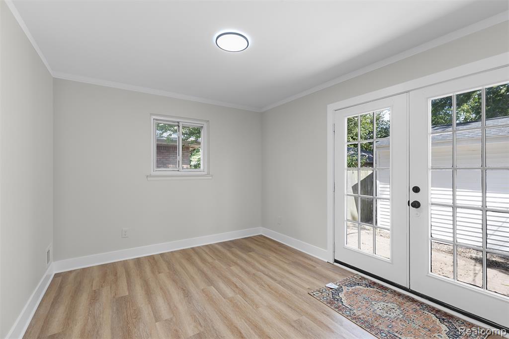 4455 Hipp Street, Dearborn Heights, MI 48125 — Photo 21