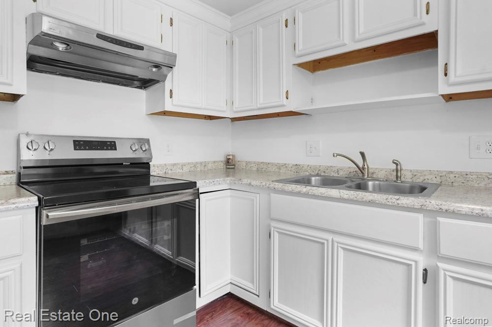 6770 John R Road, Troy, MI 48085 — Photo 7