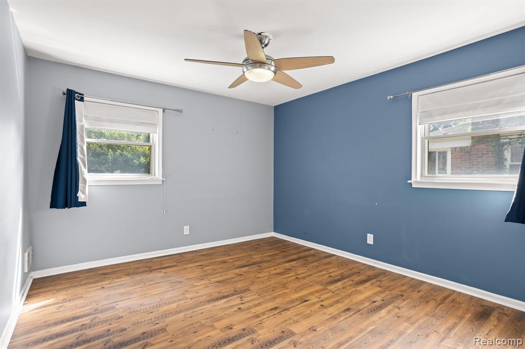 9950 HENRY RUFF Road, Livonia, MI 48150 — Photo 15