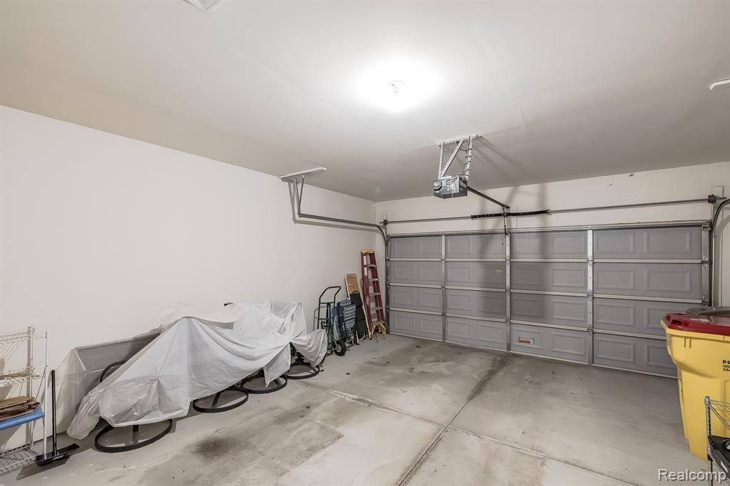 50077 Lexington Avenue E, Utica, MI 48317 — Photo 37
