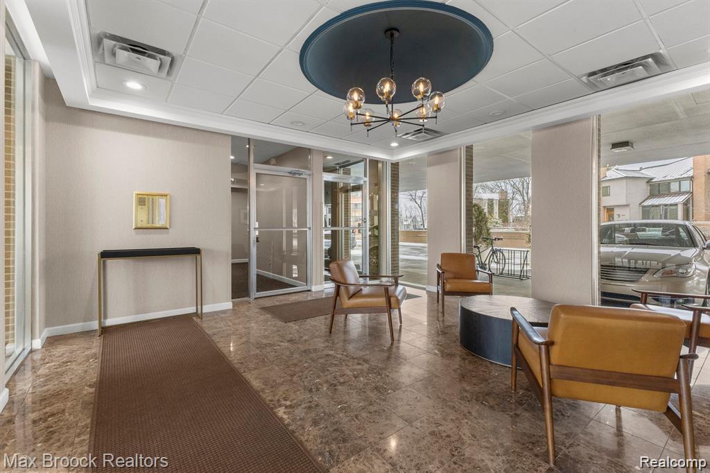 600 W BROWN Street, Birmingham, MI 48009 — Photo 30
