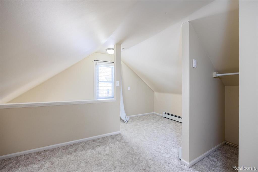 440 Bunny Run Boulevard, Lake Orion, MI 48362 — Photo 17