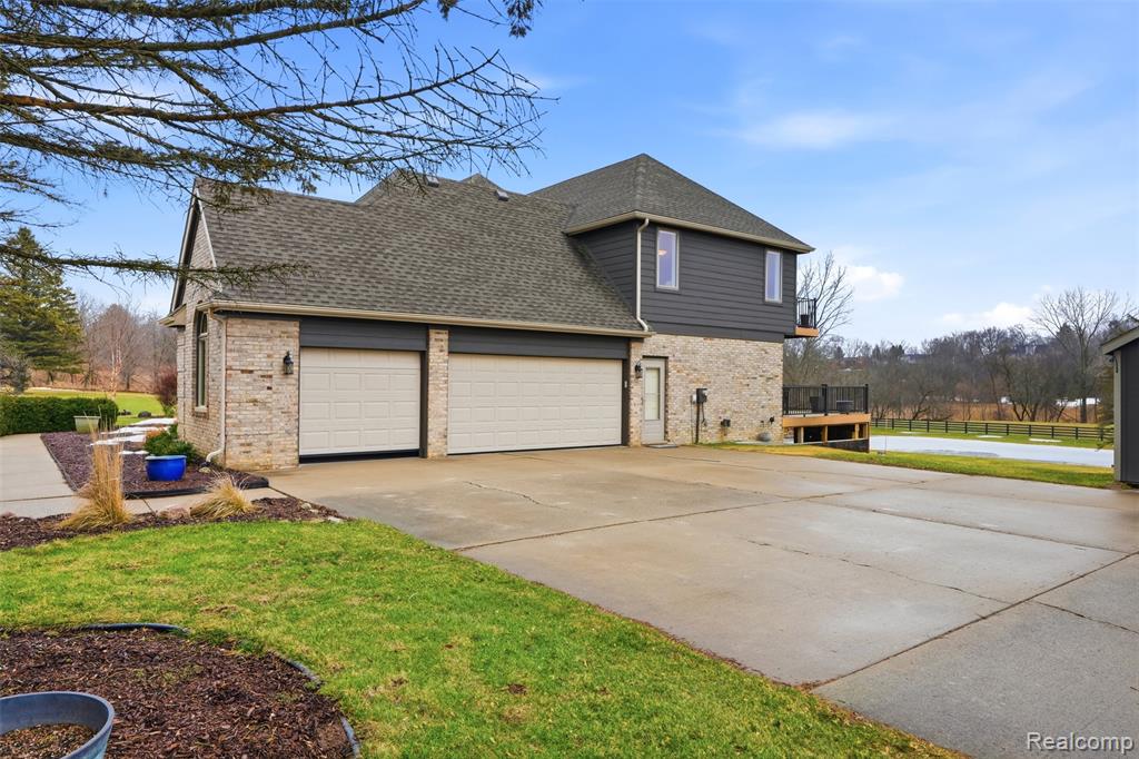 7400 Dutch Road, Goodrich Vlg, MI — Photo 43