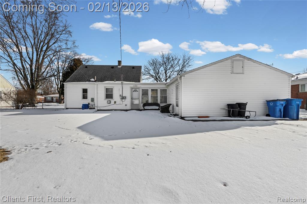 4196 Clippert Street, Dearborn Heights, MI 48125 — Photo 6