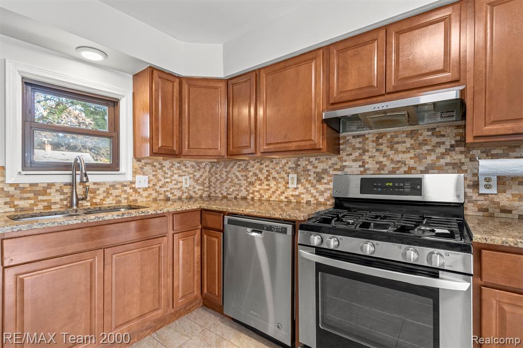 4973 Ziegler Street, Dearborn Heights, MI 48125 — Photo 13