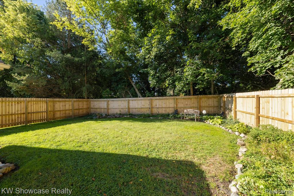 603 W Clinton Street, Howell, MI 48843 — Photo 25