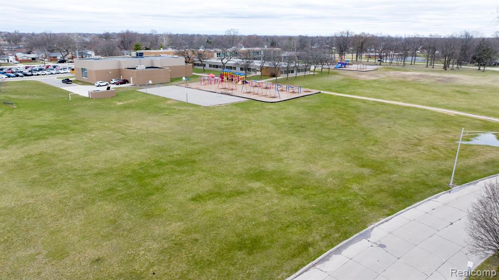 4180 DEVONSHIRE Street, Trenton, MI 48183 — Photo 11