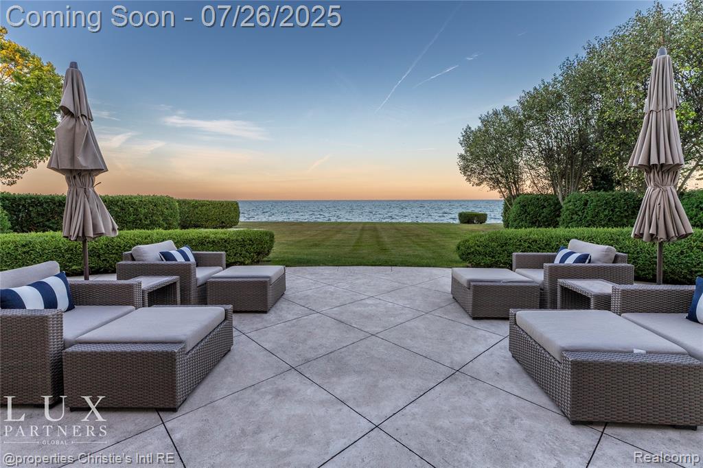 1010 LAKE SHORE Road, Grosse Pointe Shores, MI 48236 — Photo 3