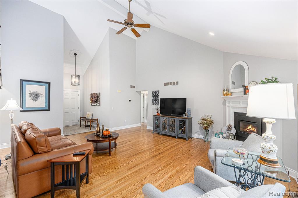 4495 Maybee Road, Lake Orion, MI — Photo 16