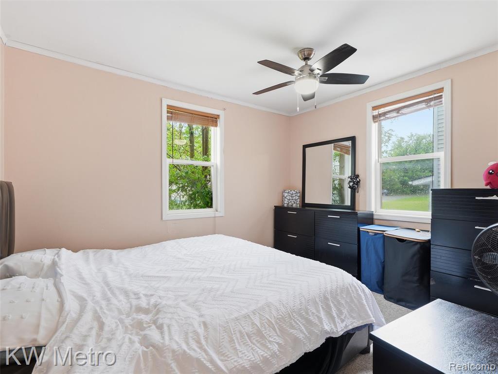 612 S Winding Drive, Waterford, MI 48328 — Photo 6