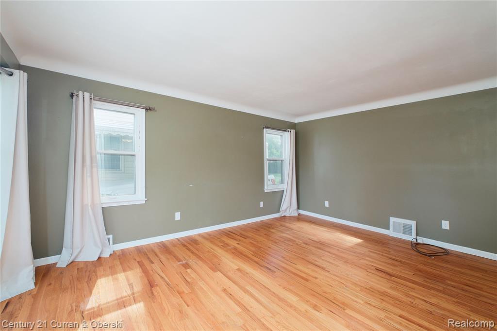 13631 Labelle Street, Oak Park, MI 48237 — Photo 5