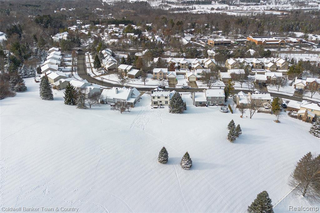 539 Dorchester Way, Milford, MI 48381 — Photo 59