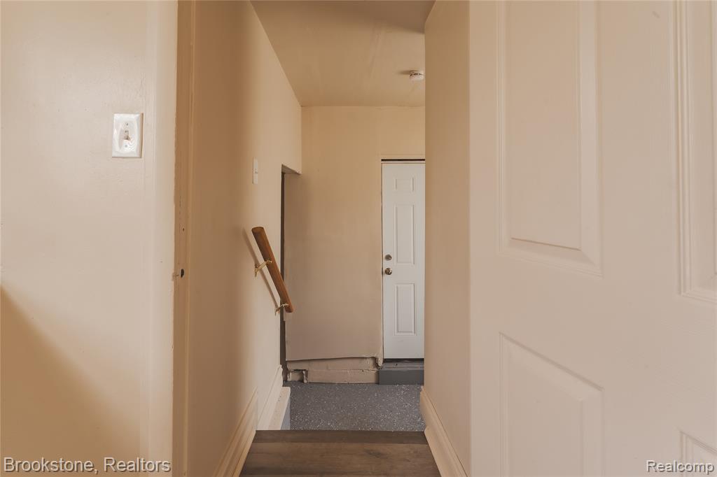 103 W Cornell Avenue, Pontiac, MI 48340 — Photo 18