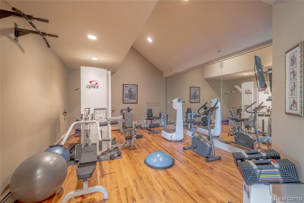 6279 CANTER CREEK Court, Grand Blanc, MI 48439 — Photo 32