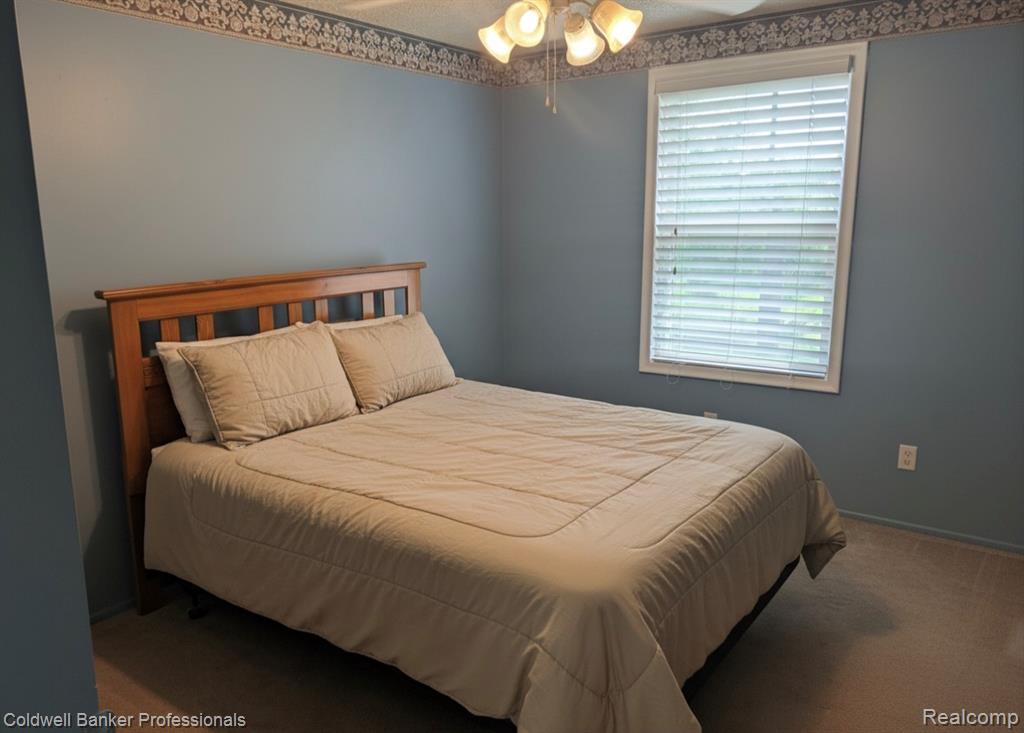 6073 Ballard Dr, Flint, MI 48505 — Photo 4