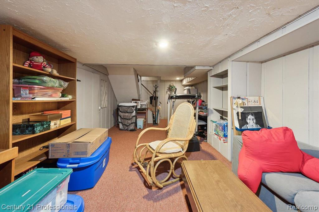 4538 COMANCHE Drive, Okemos, MI 48864 — Photo 30