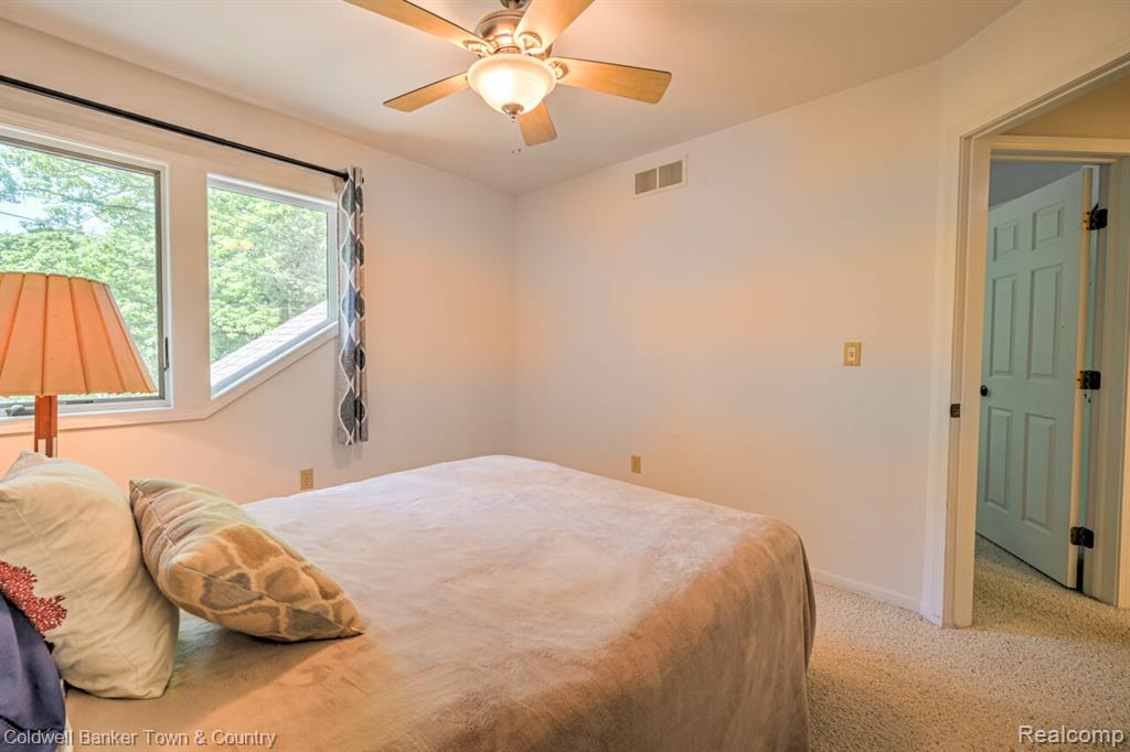 11265 N Shore Drive, Whitmore Lake, MI 48189 — Photo 34