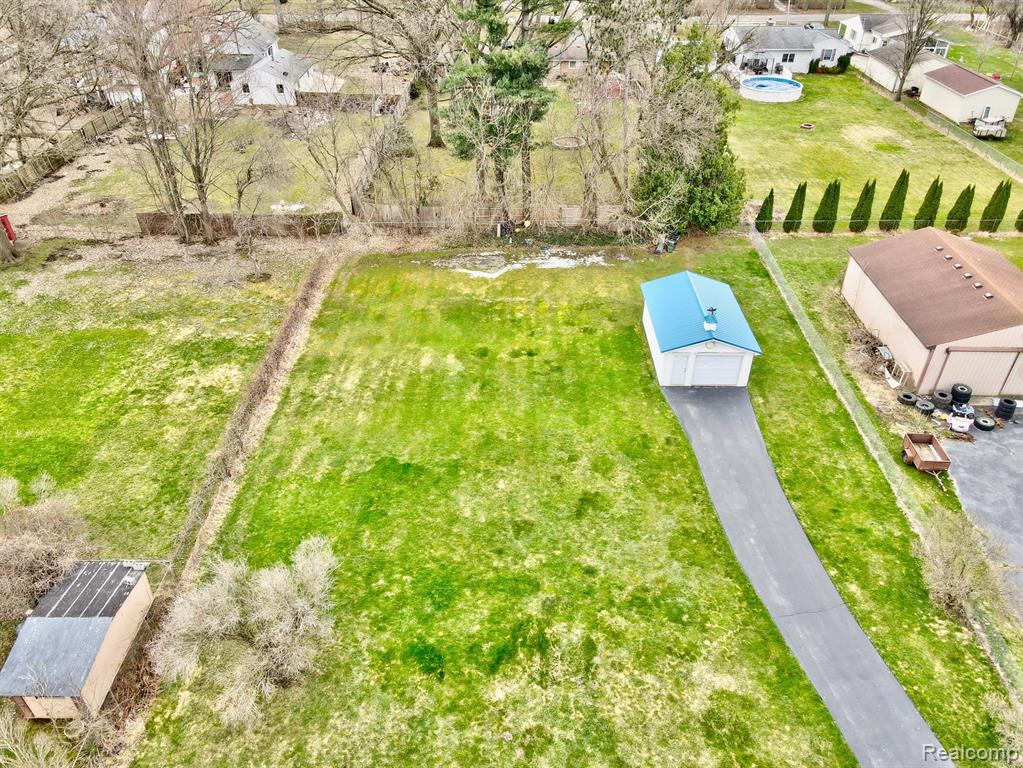 4304 Lapeer Road, Burton, MI 48509 — Photo 44