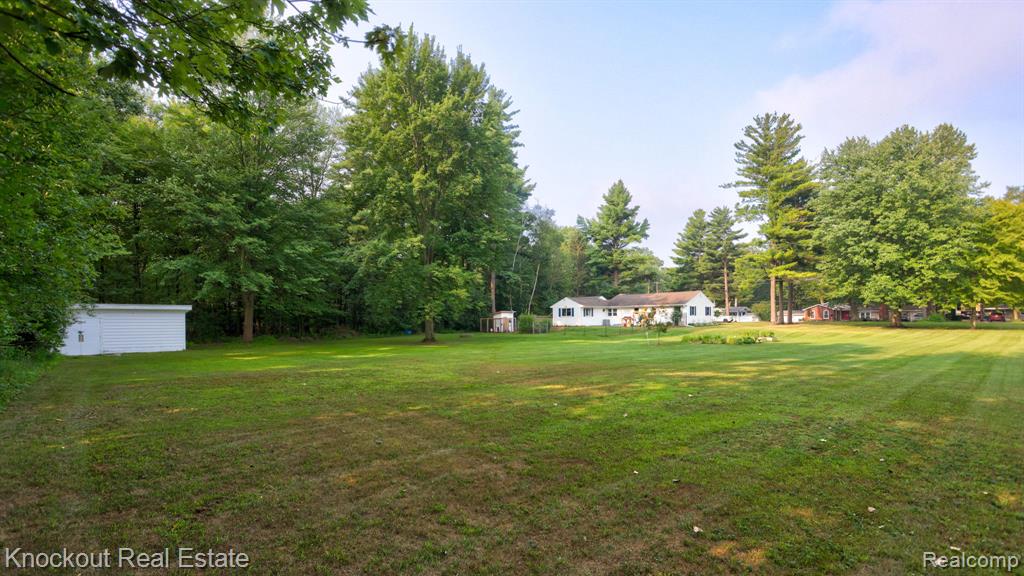 3321 S Airport Road, Bridgeport, MI 48722 — Photo 35