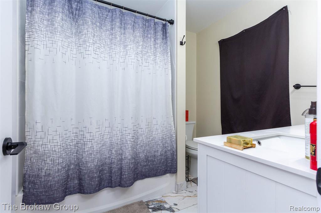 538 S Elm Street, Lapeer, MI 48446 — Photo 19