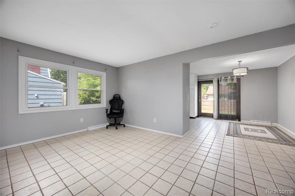 4942 Butler Drive, Troy, MI 48085 — Photo 5