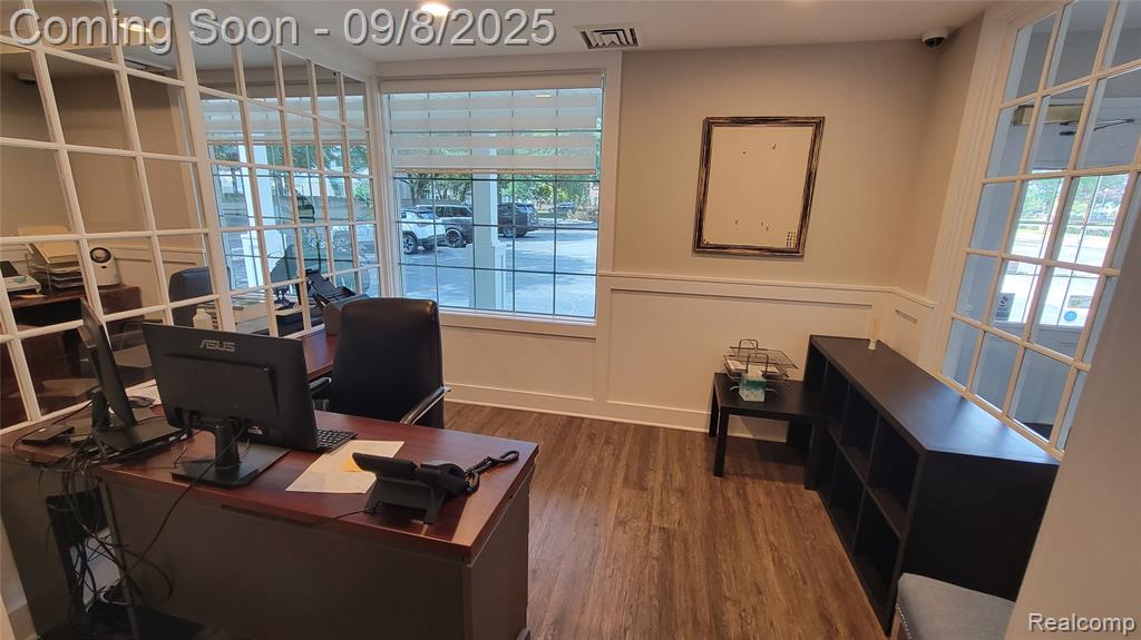 39475 Ann Arbor Road E, Plymouth, MI 48170 — Photo 11