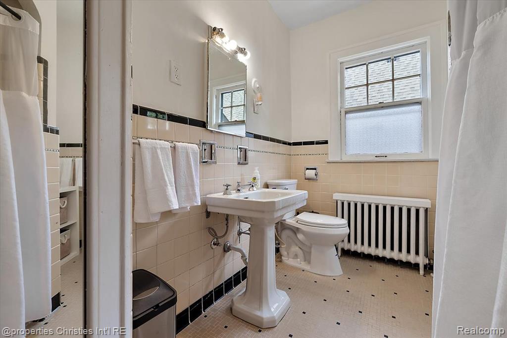 3417 Seminole Street, Detroit, MI, 48214