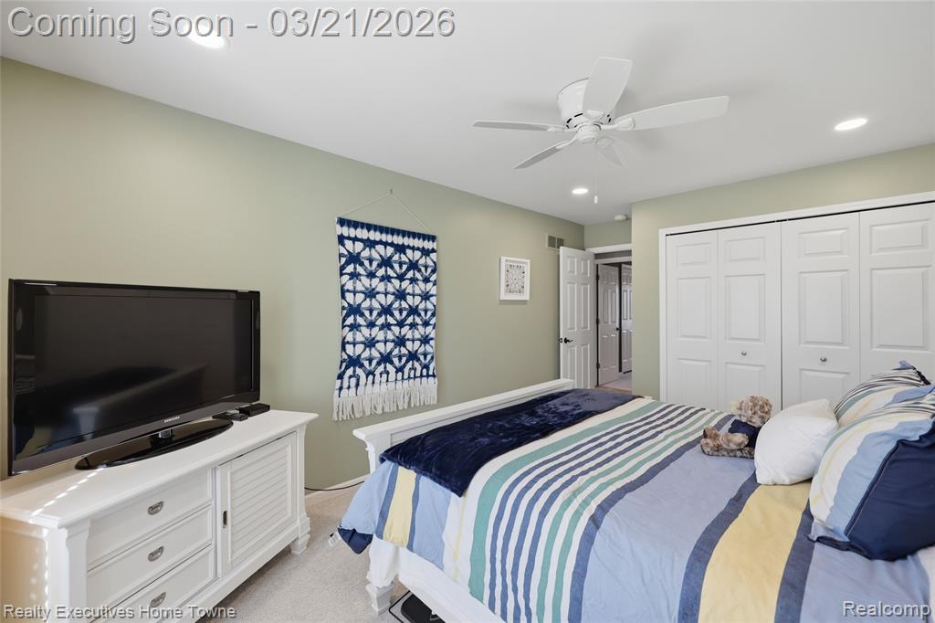 49266 Shenandoah Drive, Macomb, MI 48044 — Photo 32