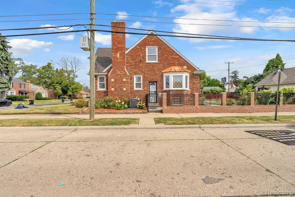 8200 Hartwell Street, Detroit, MI 48228 — Photo 32