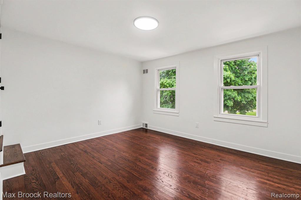 2808 Donegal Drive, Troy, MI 48098 — Photo 24