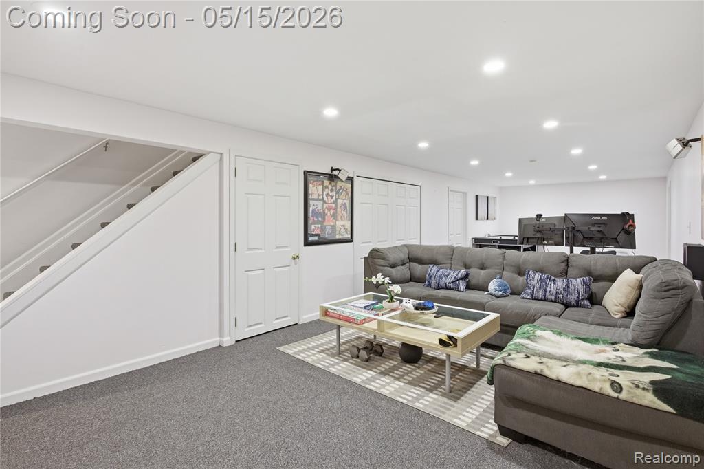 6432 Pinebrook Lane, Burton, MI 48509 — Photo 33