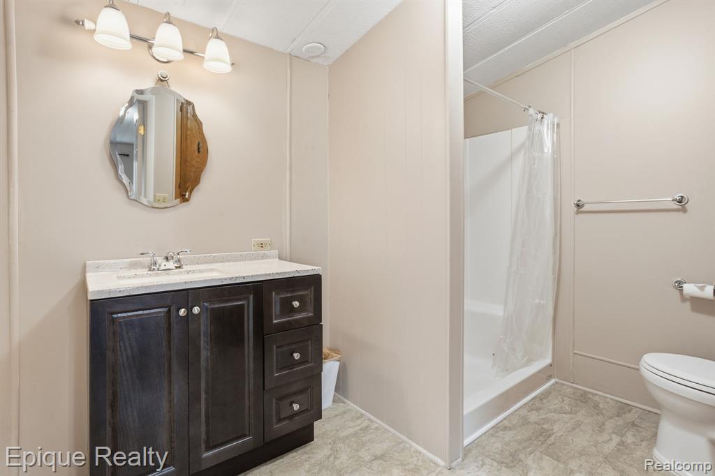 6300 Yager Road, Kimball, MI — Photo 14