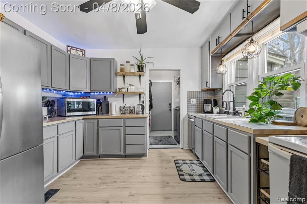 3705 Sancroft Avenue, West Bloomfield, MI 48324 — Photo 5