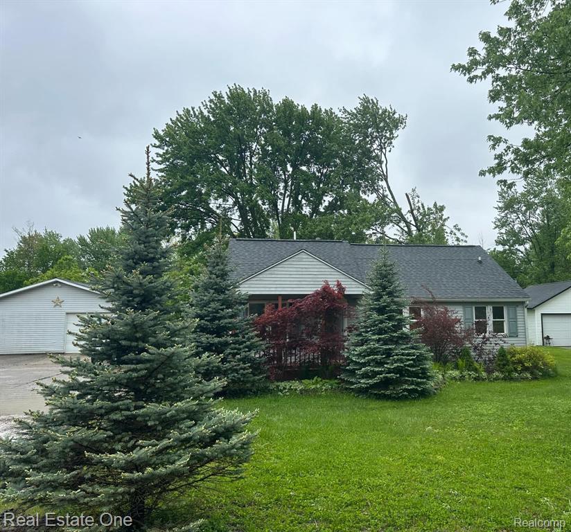 5399 BROBECK Street, Flint, MI 48532 — Photo 22