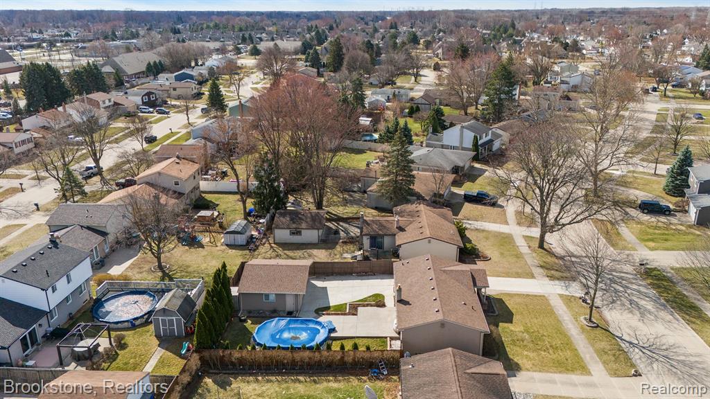 43258 HYDE PARK Drive, Sterling Heights, MI 48313 — Photo 17