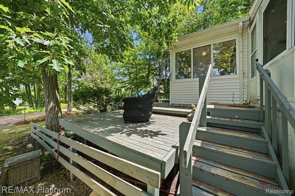 5630 Glen Echo Drive, Howell, MI 48843 — Photo 45