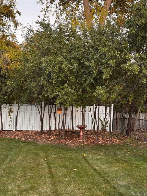 15335 Dumay Street, Southgate, MI 48195 — Photo 20
