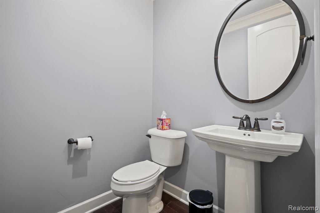 4128 BINGHAMPTON Court, Clarkston, MI 48348 — Photo 52