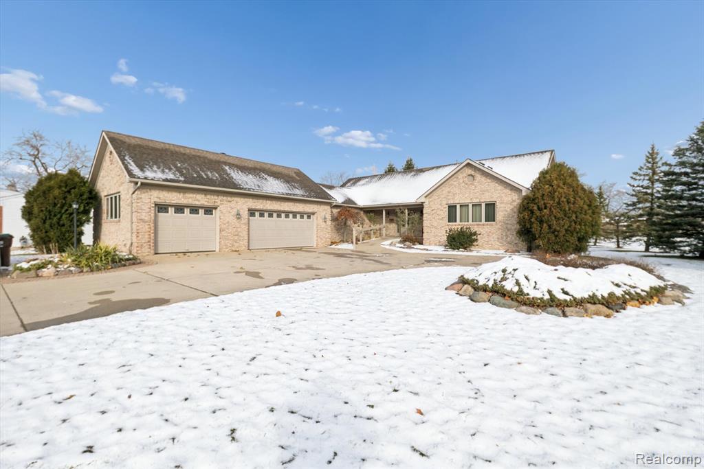 23220 Huron River Drive, Rockwood, MI — front exterior