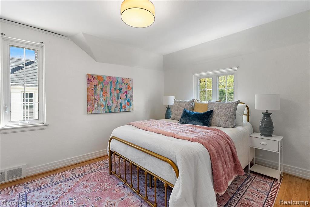 73 Meadow Lane, Grosse Pointe Farms, MI 48236 — Photo 14