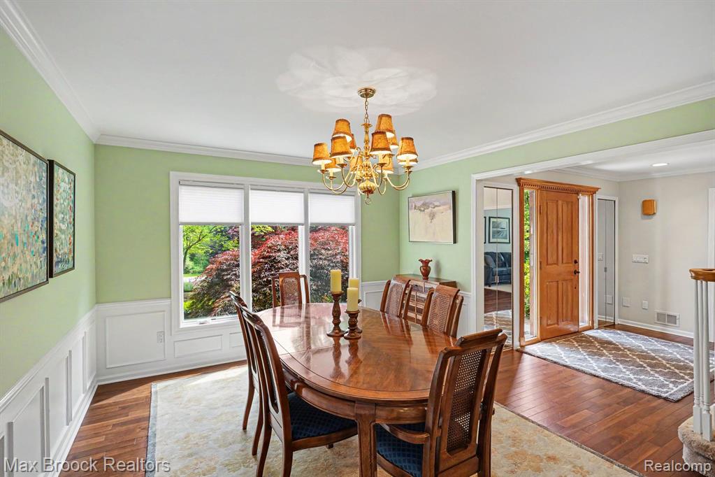 1300 Oak Hollow Drive, Milford, MI 48380 — Photo 15