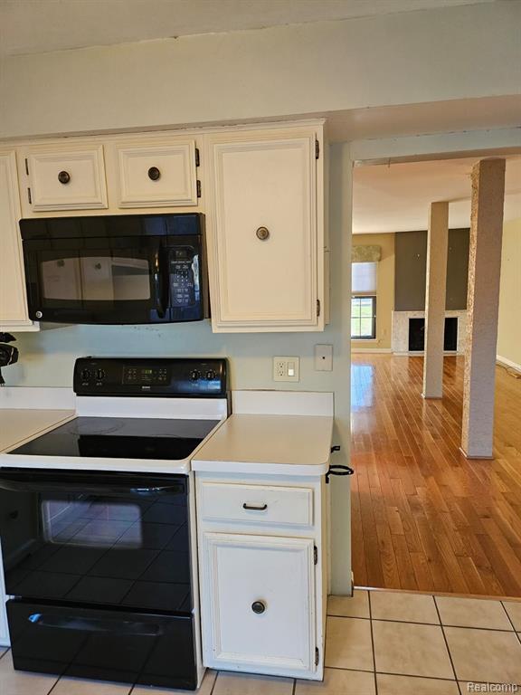 24910 Glenbrooke Drive, Southfield, MI 48033 — Photo 8
