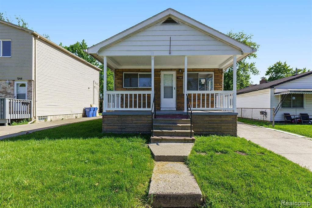 7260 CADILLAC Avenue, Warren, MI 48091 — front exterior