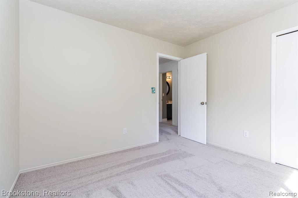 4335 Cypress Drive, Troy, MI 48085 — Photo 29