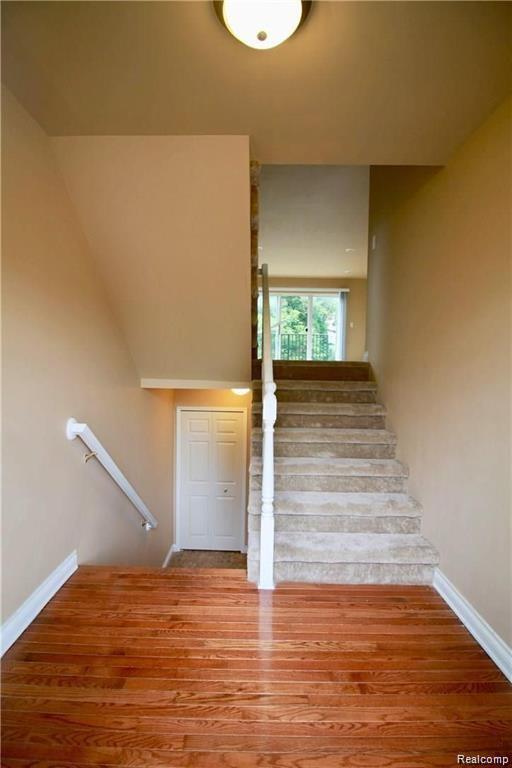806 Red Run Drive, Troy, MI 48085 — Photo 2